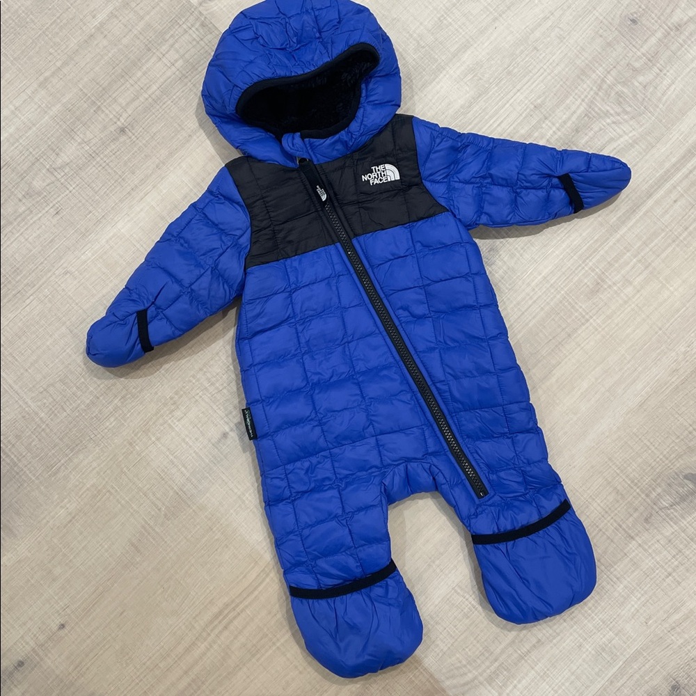 3-6m The North Face Infant Snowsuit in Blue and Black